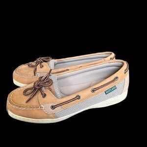 Eastland leather and fabric women’s loafers size 8.5